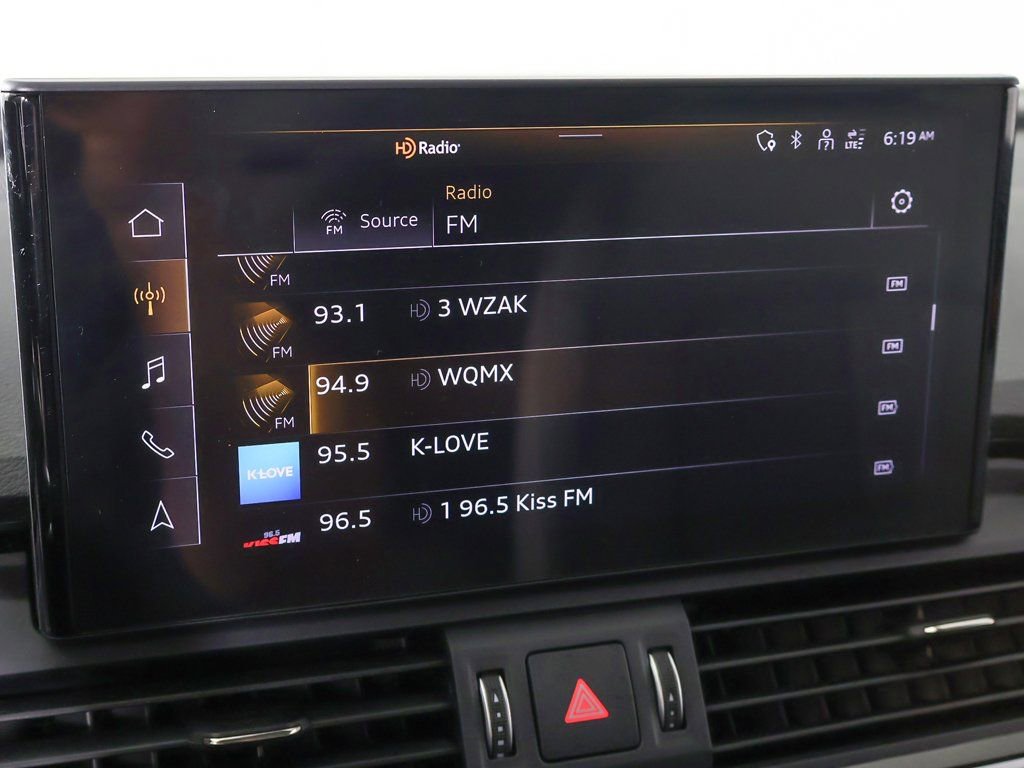 Used 2024 Audi Q5 2.0T Premium w/ Convenience Package image 48