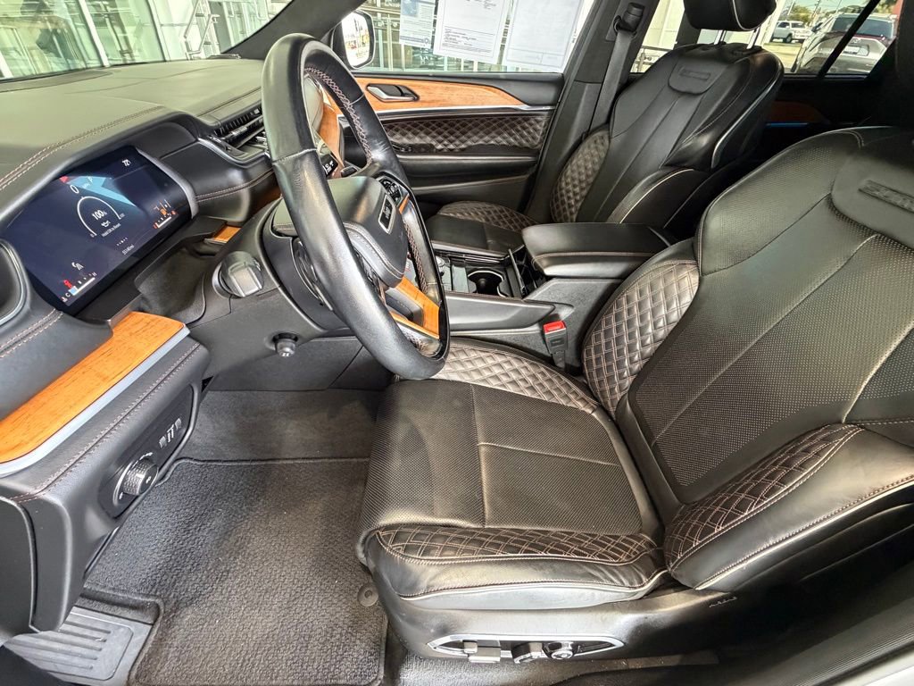 Used 2021 Jeep Grand Cherokee L Summit image 20