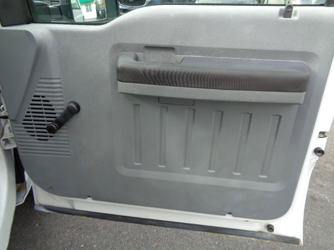Used 2013 Ford F250 XL AWD/4WD image 30