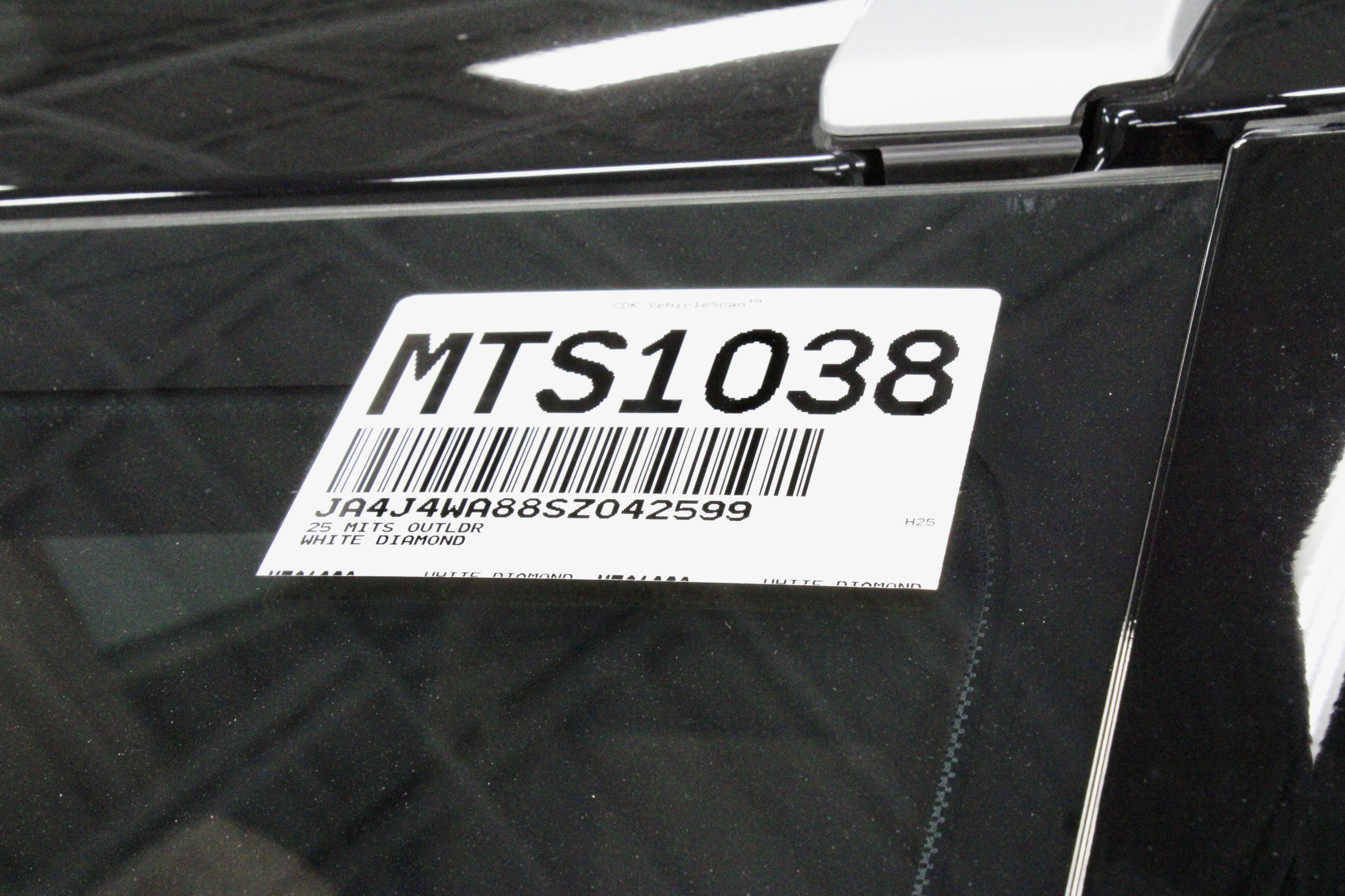 New 2025 Mitsubishi Outlander SEL image 34