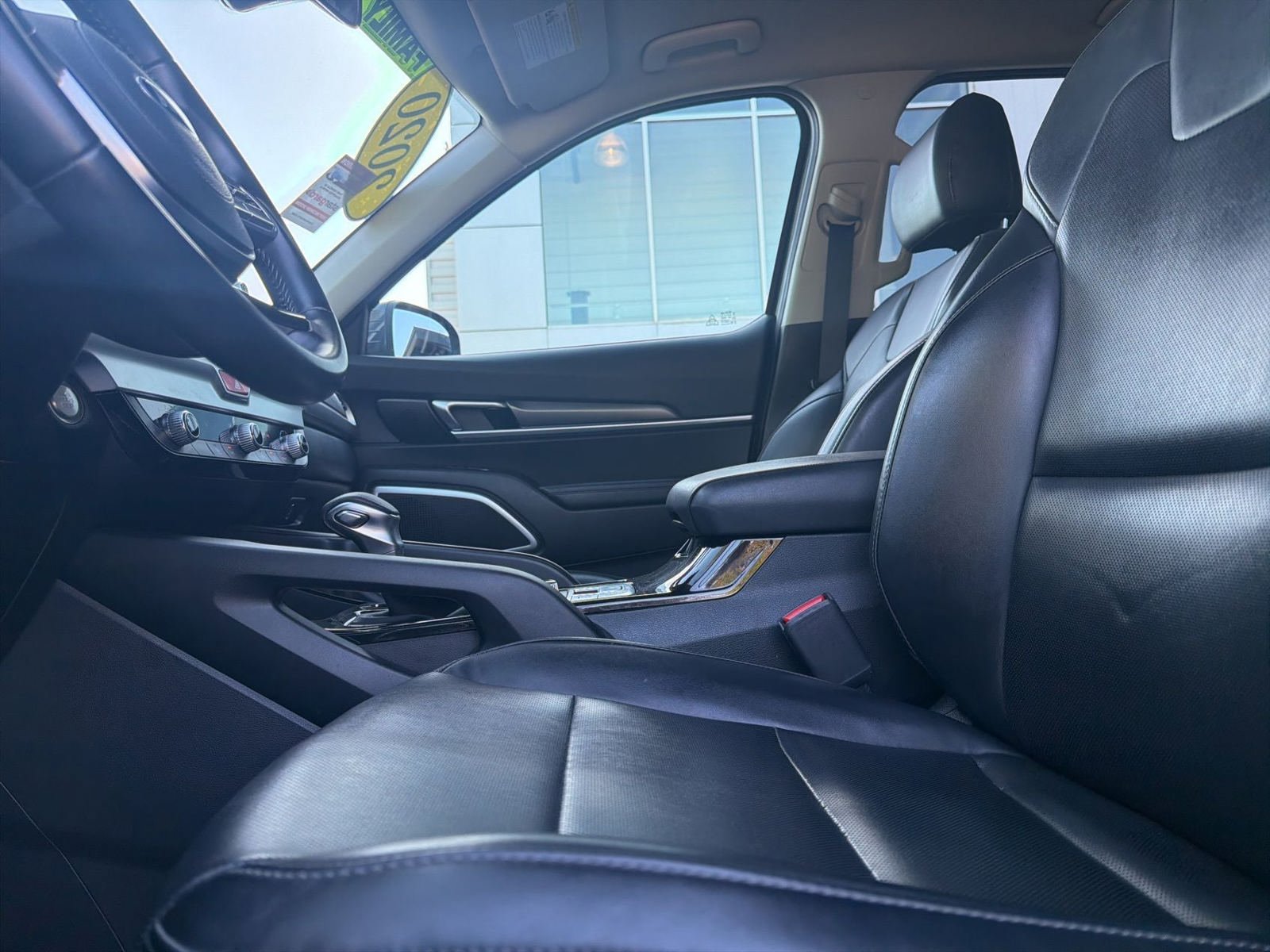 Used 2020 Kia Telluride LX AWD/4WD image 6