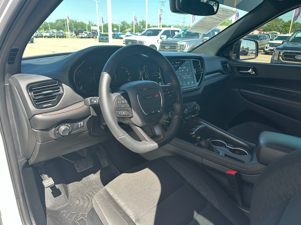 Used 2026 Dodge Durango GT AWD/4WD image 3