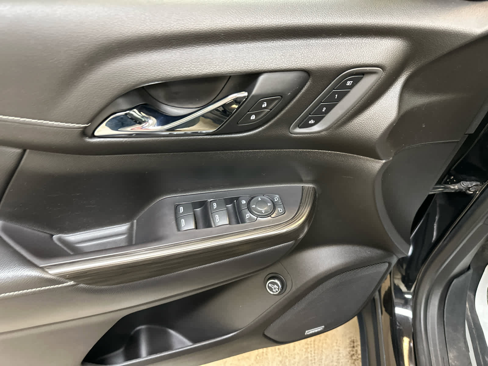 Certified 2021 GMC Acadia SLT w/ Premium Package image 26