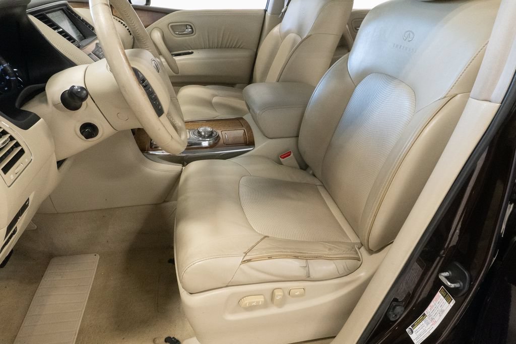 Used 2011 INFINITI QX56 4WD w/ Theater Pkg image 9
