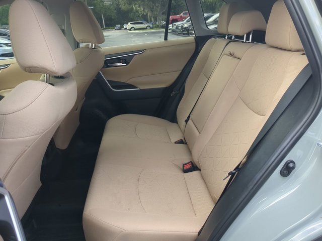 Used 2021 Toyota RAV4 XLE image 13