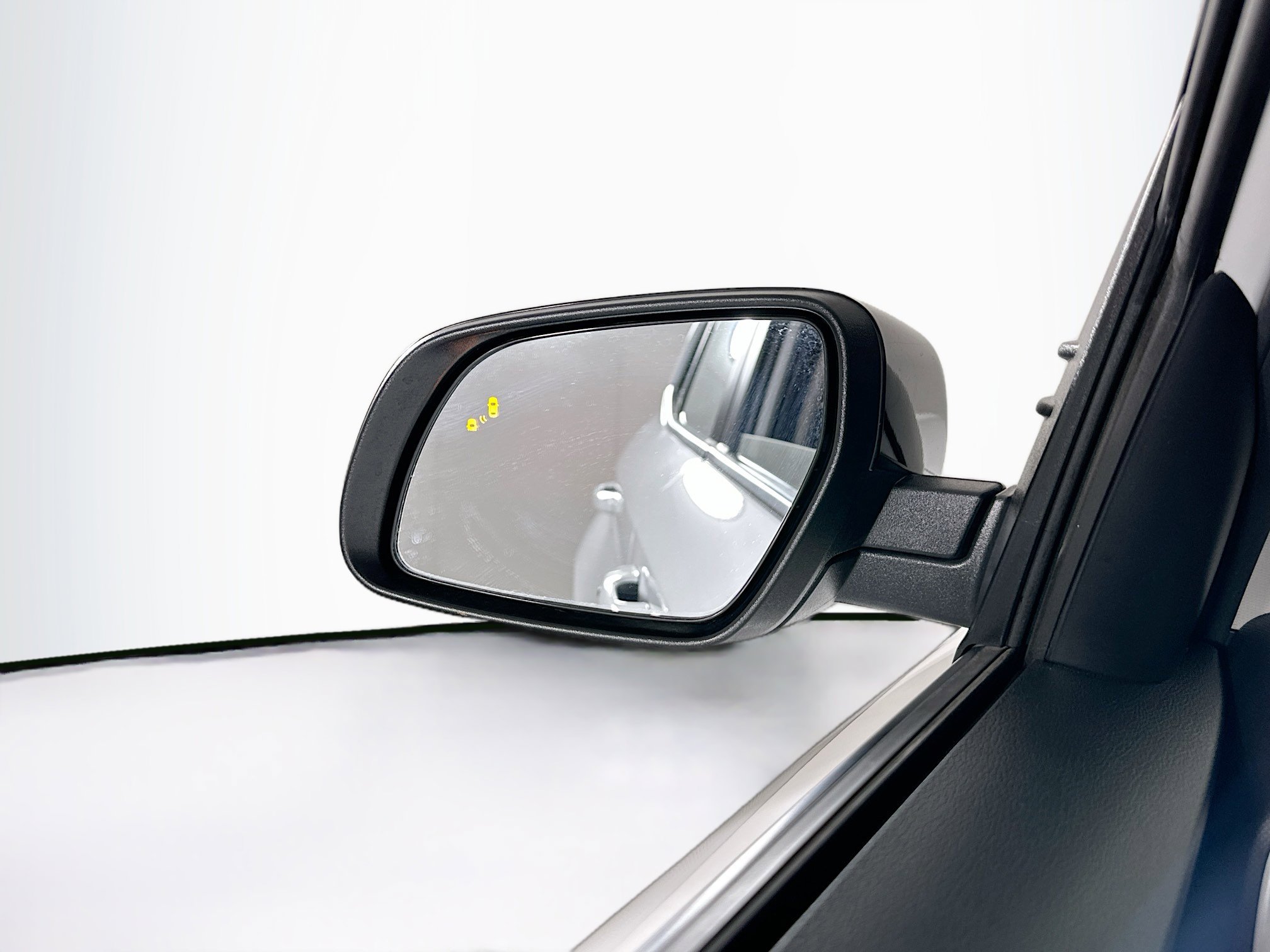 Used 2025 Hyundai Venue Limited image 16