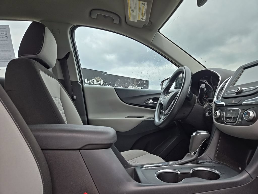 Used 2018 Chevrolet Equinox LS AWD/4WD image 30