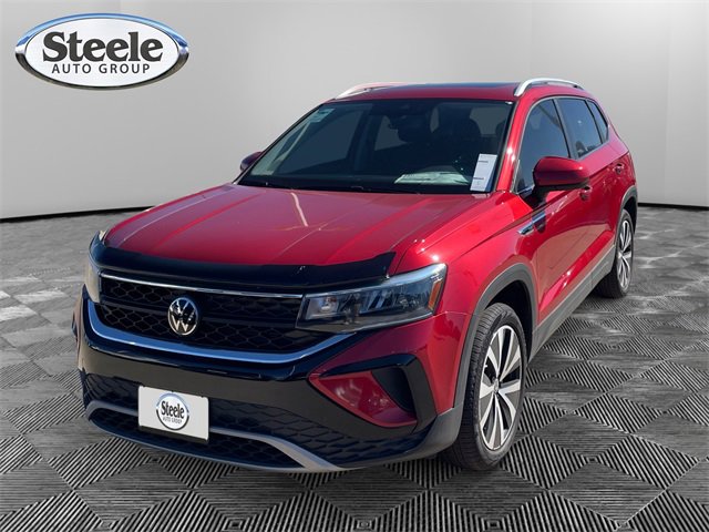 New 2024 Volkswagen Taos SE