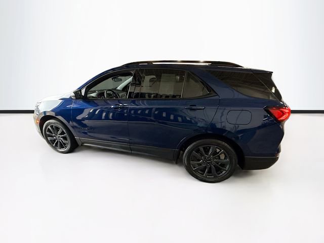 Used 2022 Chevrolet Equinox RS w/ RS Leather Package image 9