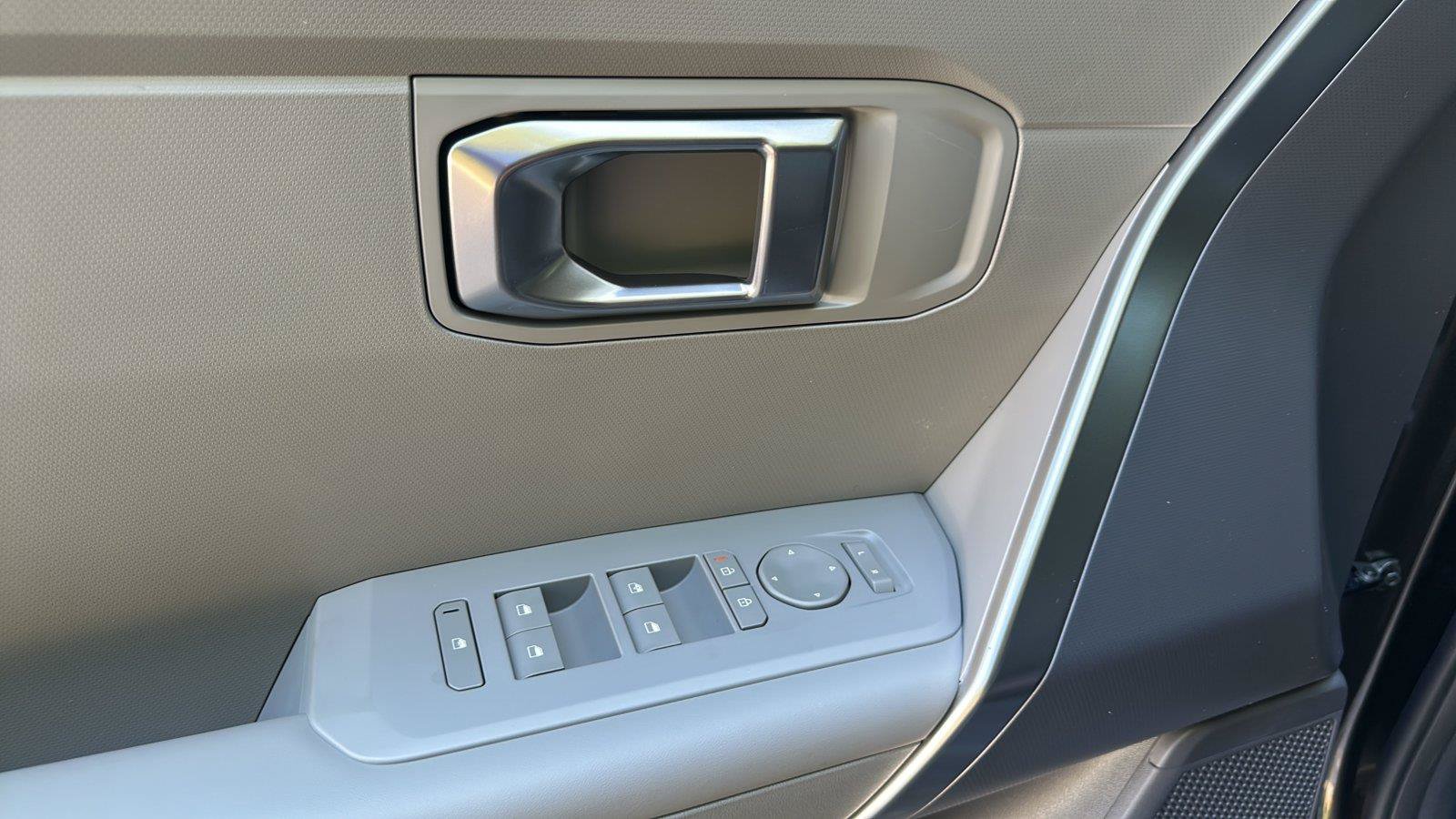 New 2027 Kia Seltos S FWD image 24