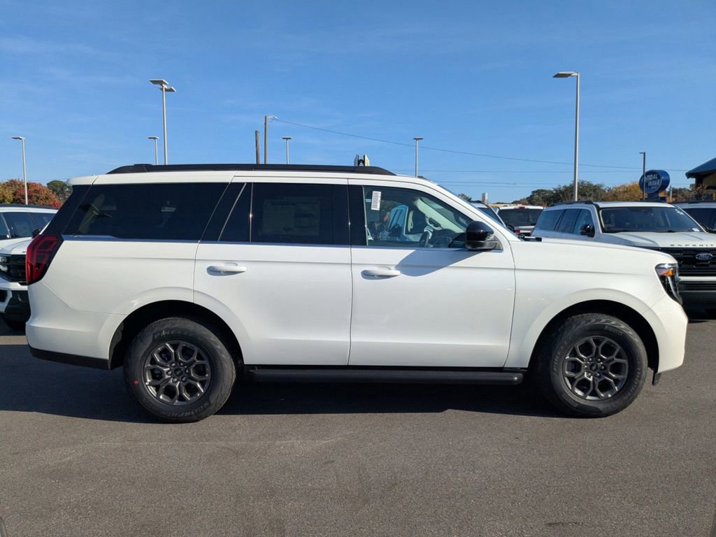 New 2025 Ford Expedition Active video 3