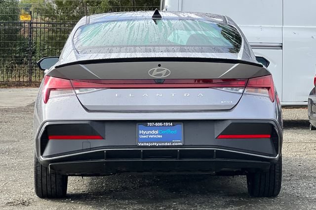 Certified 2025 Hyundai Elantra SEL FWD image 7