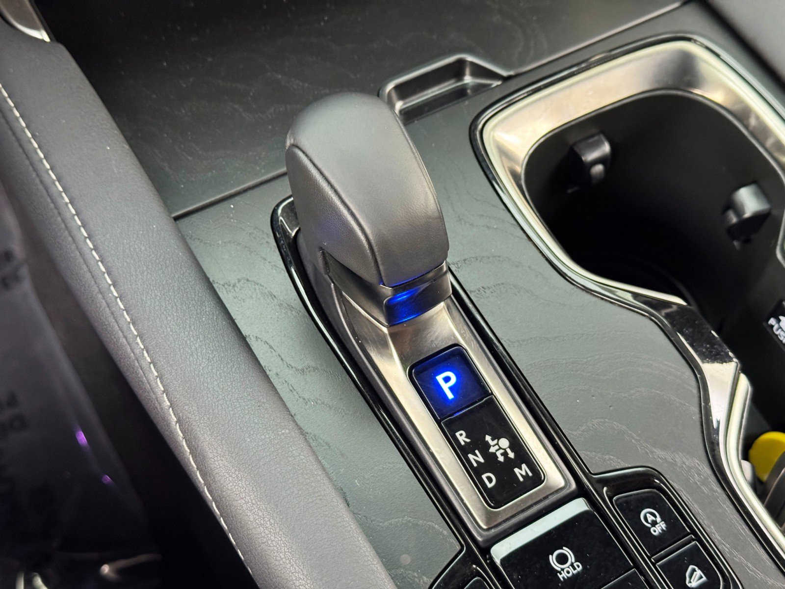 Used 2023 Lexus RX 350 Luxury w/ Cold Area Package image 34