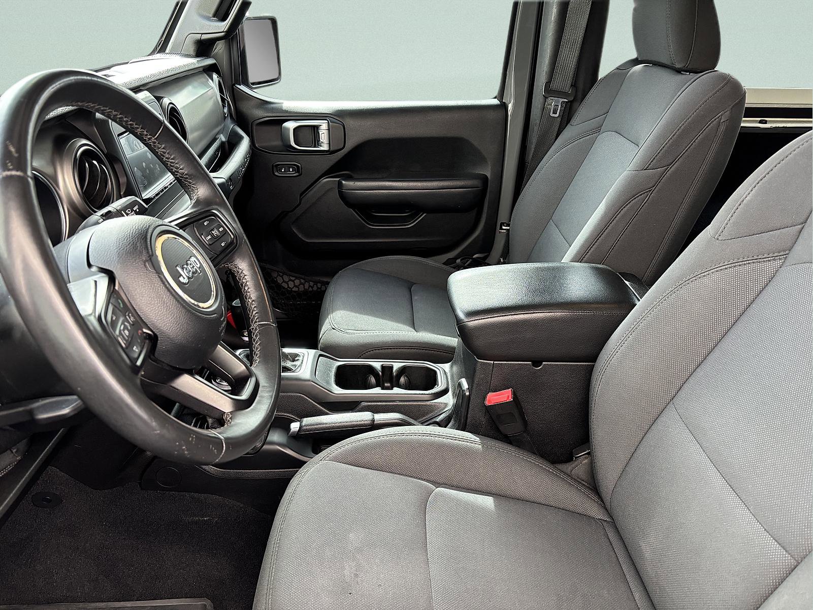 Used 2019 Jeep Wrangler Sport image 9