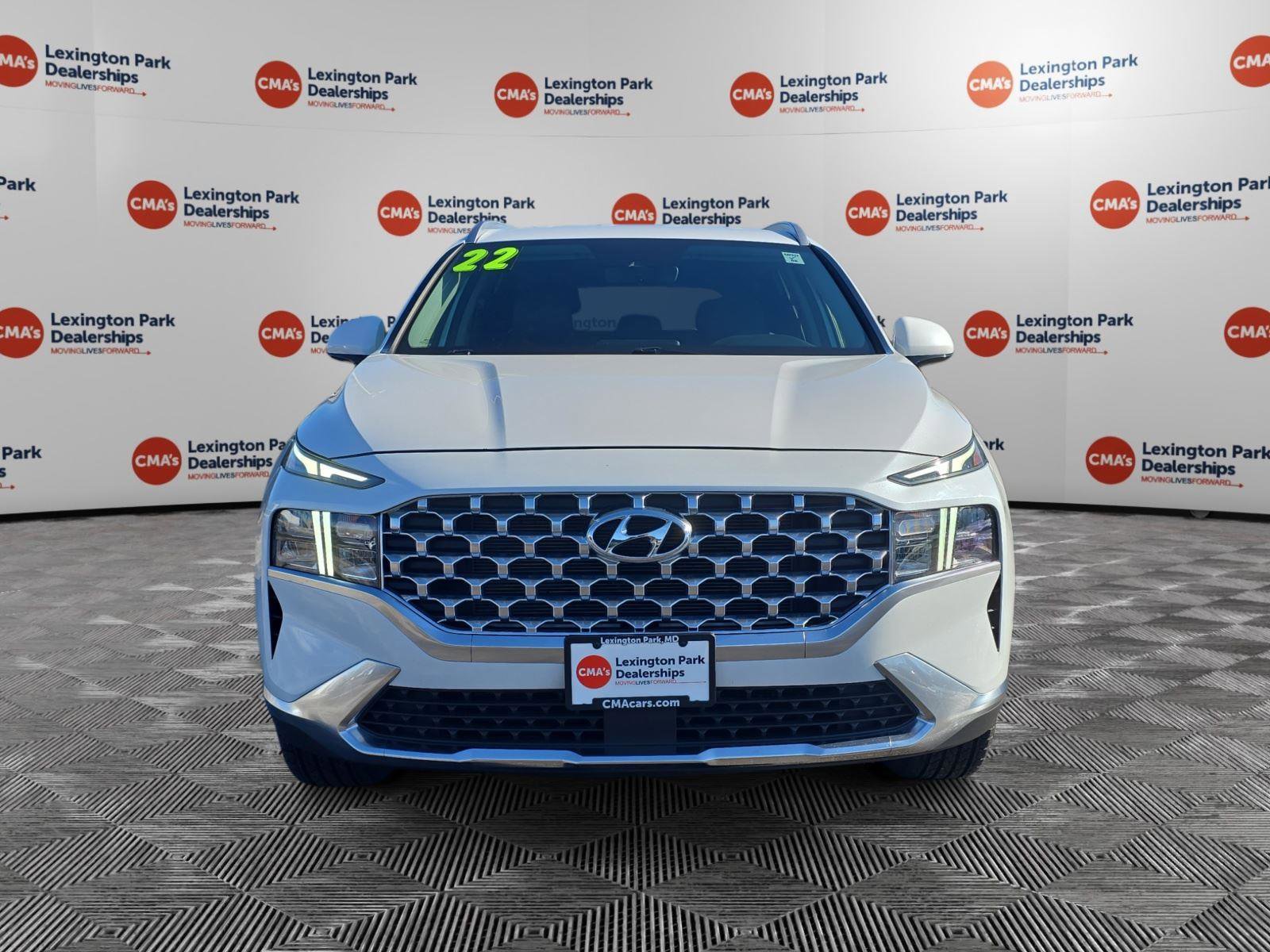 Used 2022 Hyundai Santa Fe SEL image 2