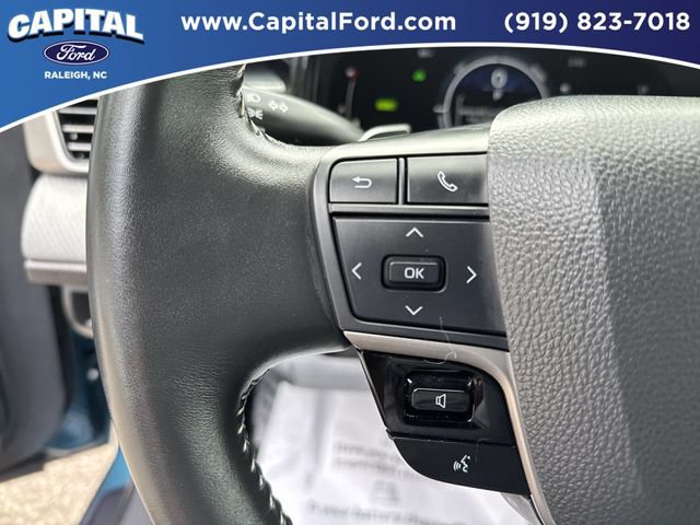 Used 2025 Toyota Camry SE w/ Convenience Package FWD image 22
