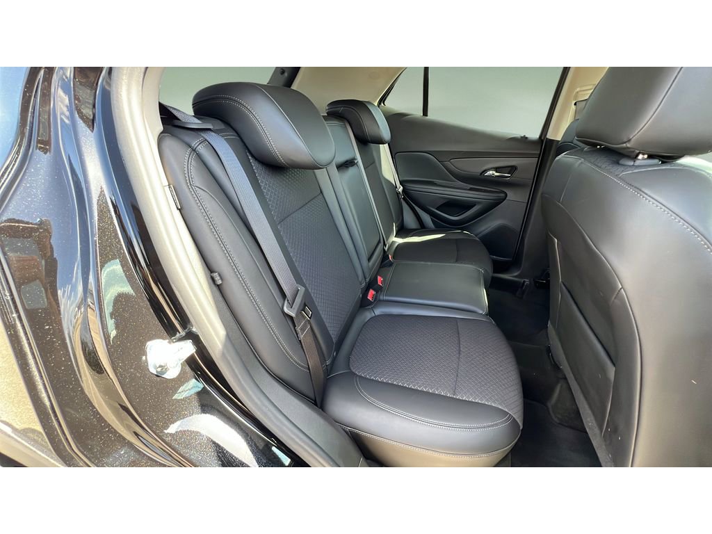 Used 2022 Buick Encore Preferred w/ Safety Package AWD/4WD image 31