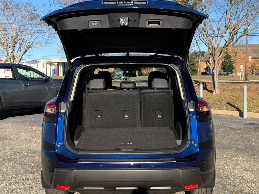 New 2026 Nissan Rogue SV image 6