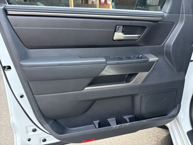 Used 2025 Toyota Sequoia Platinum image 20