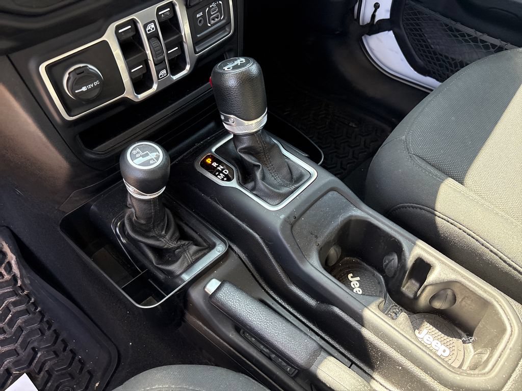 Used 2018 Jeep Wrangler Unlimited Sport S AWD/4WD image 27