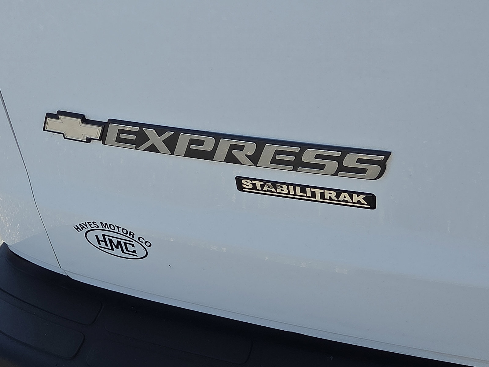 Used 2016 Chevrolet Express 2500 RWD image 10