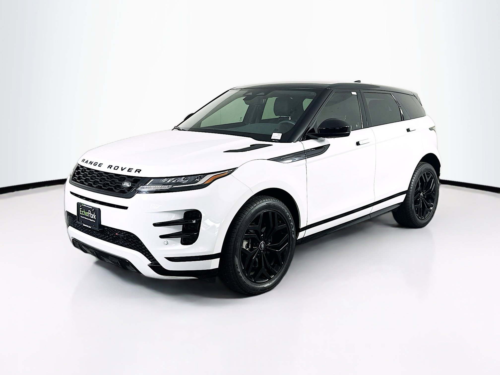 Used 2023 Land Rover Range Rover Evoque R-Dynamic S image 3