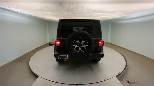 Used 2021 Jeep Wrangler Unlimited Rubicon AWD/4WD image 3