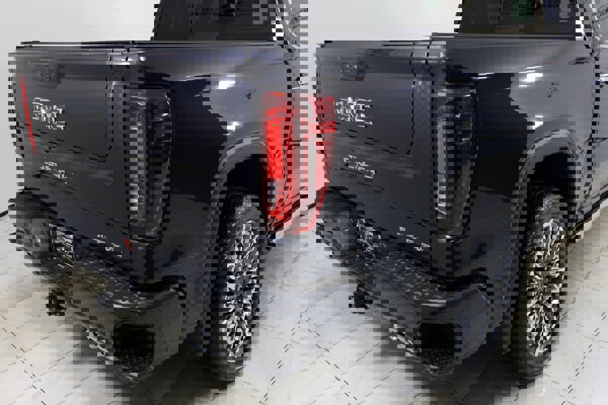 Used 2024 GMC Sierra 1500 Denali Ultimate image 44