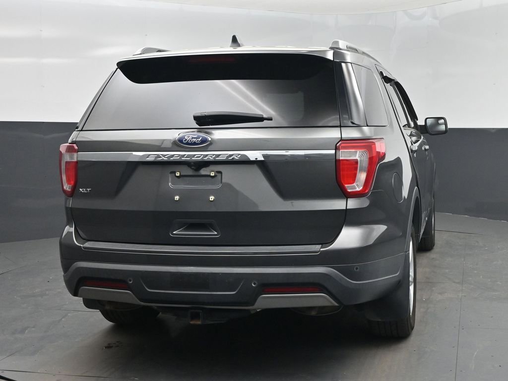 Used 2019 Ford Explorer XLT image 28