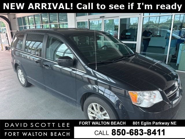 Used 2019 Dodge Grand Caravan SXT FWD image 1