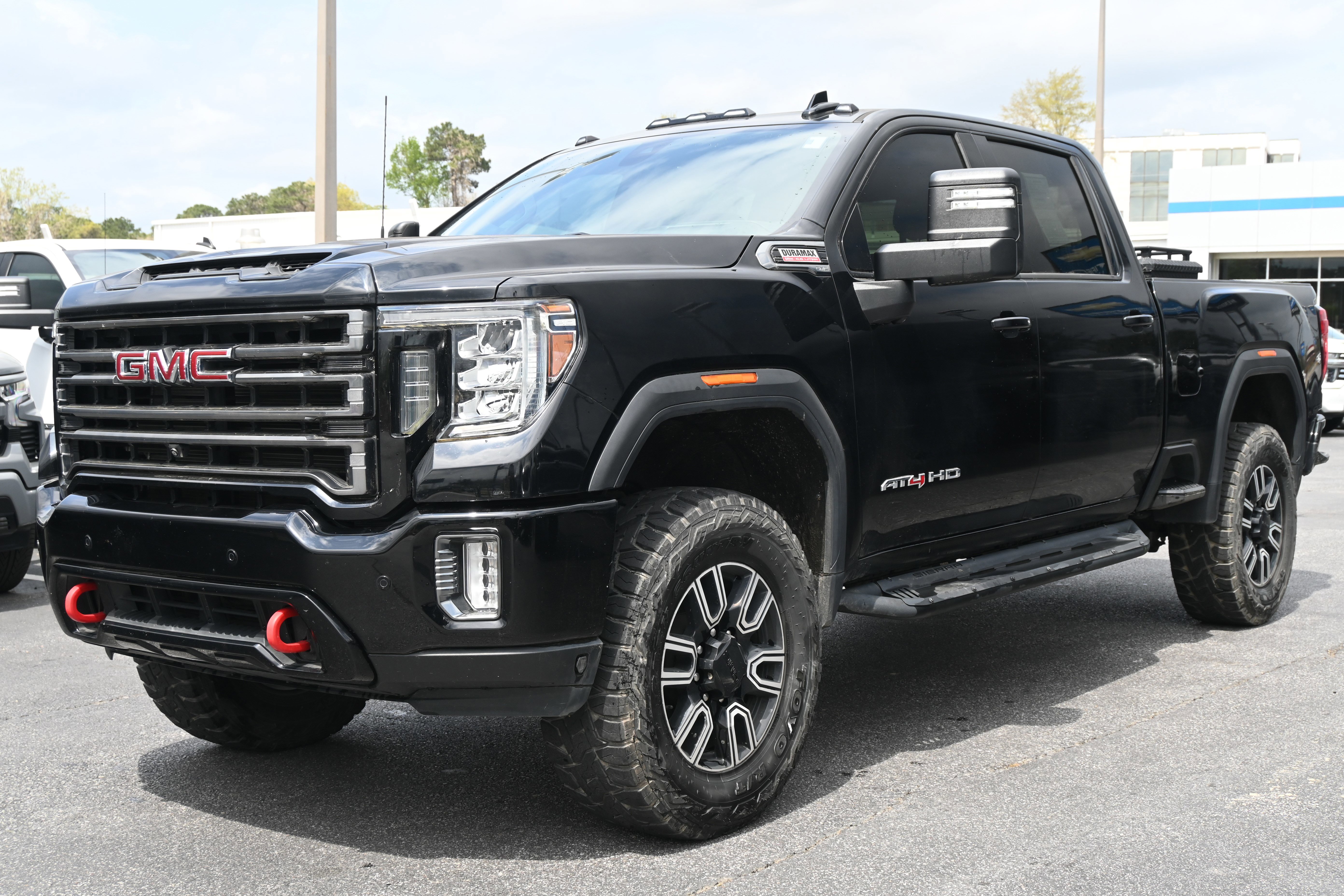 Used 2020 GMC Sierra 2500 AT4 w/ AT4 Premium Package image 7