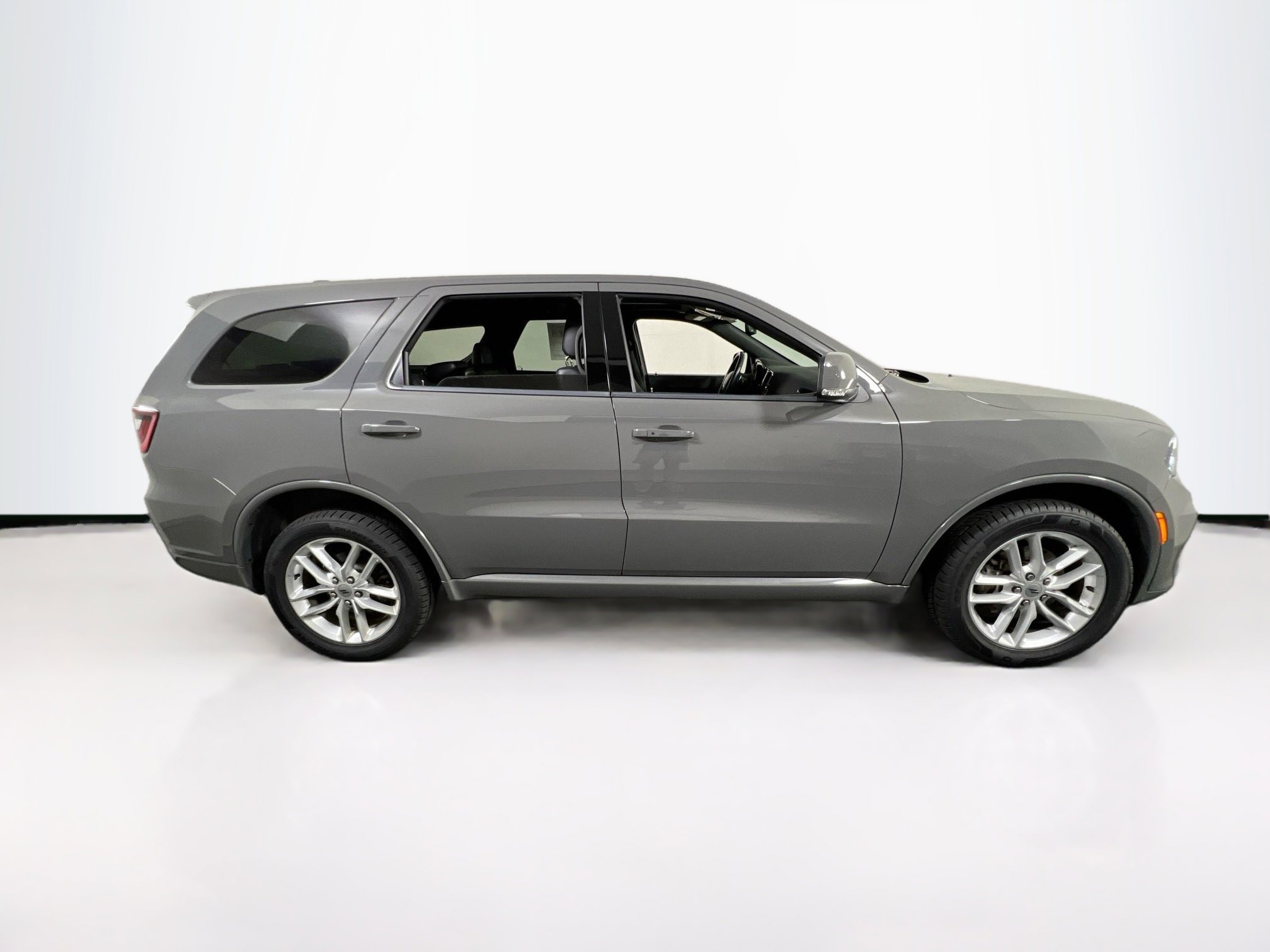 Used 2022 Dodge Durango GT image 4