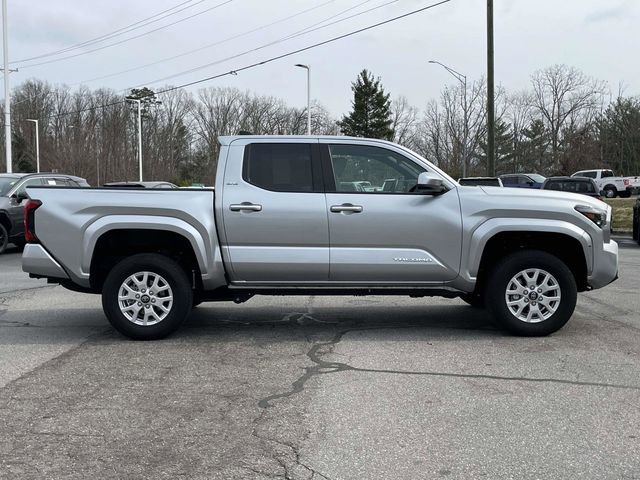 Used 2025 Toyota Tacoma SR5 image 6