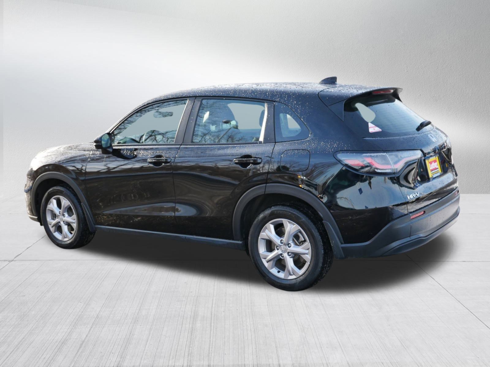 Certified 2023 Honda HR-V LX image 4