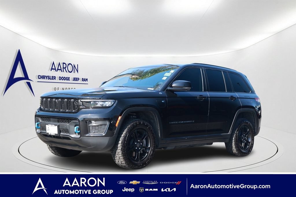 Used 2022 Jeep Grand Cherokee Trailhawk w/ Advanced Protech Group II