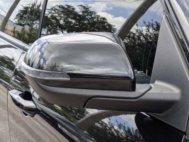 Used 2024 Chevrolet Traverse Z71 AWD/4WD image 11