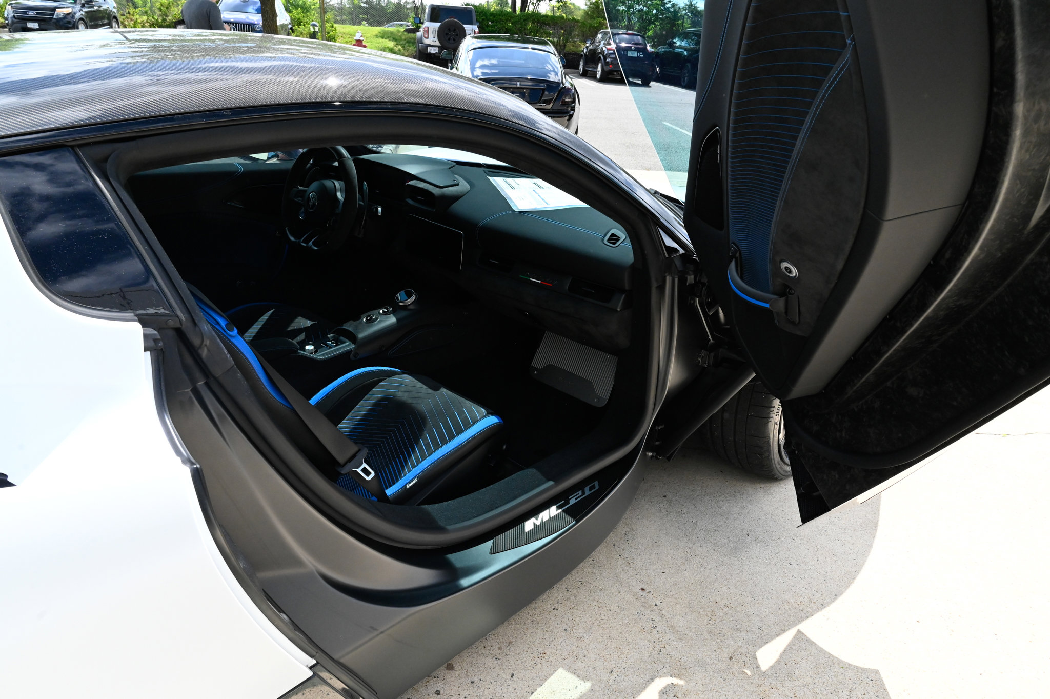 Used 2023 Maserati MC20 Coupe RWD image 48
