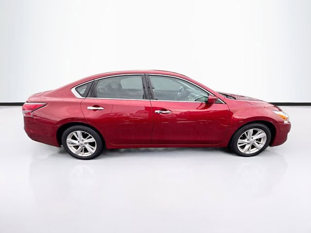 Used 2014 Nissan Altima 2.5 SV image 9