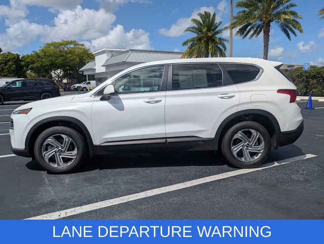Used 2022 Hyundai Santa Fe SE image 4