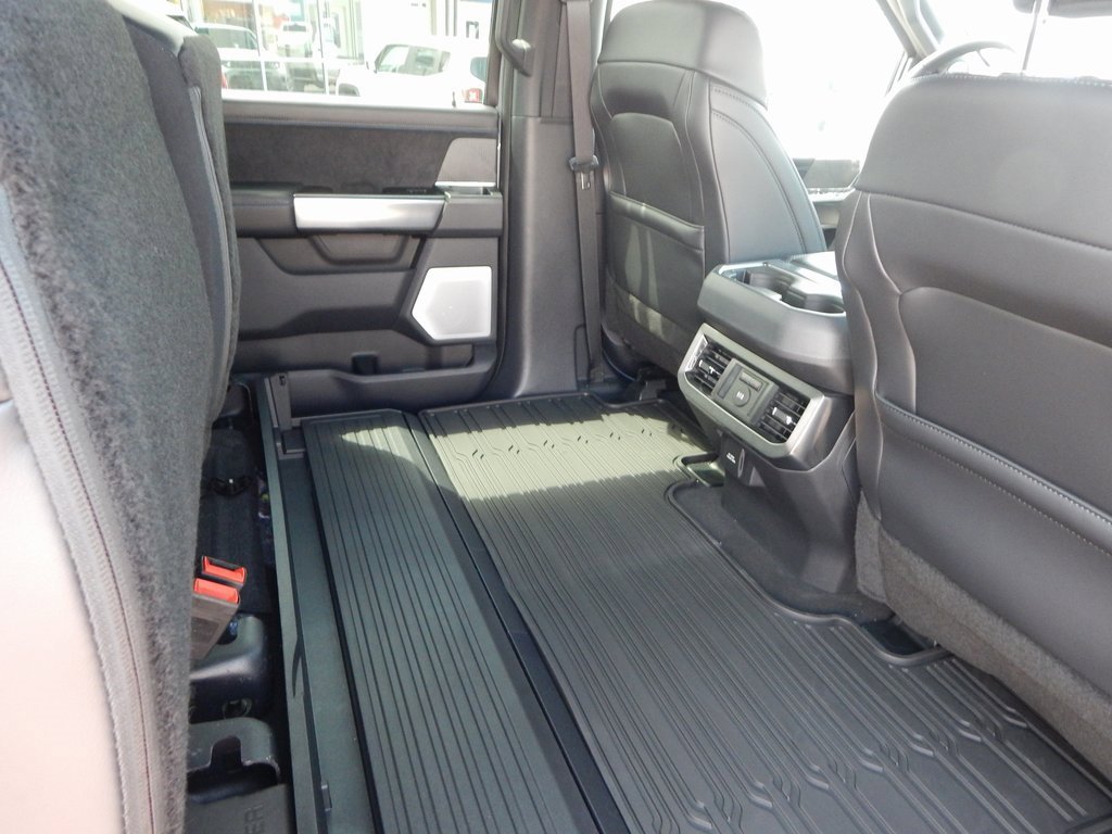 New 2025 Ford F250 Platinum image 12