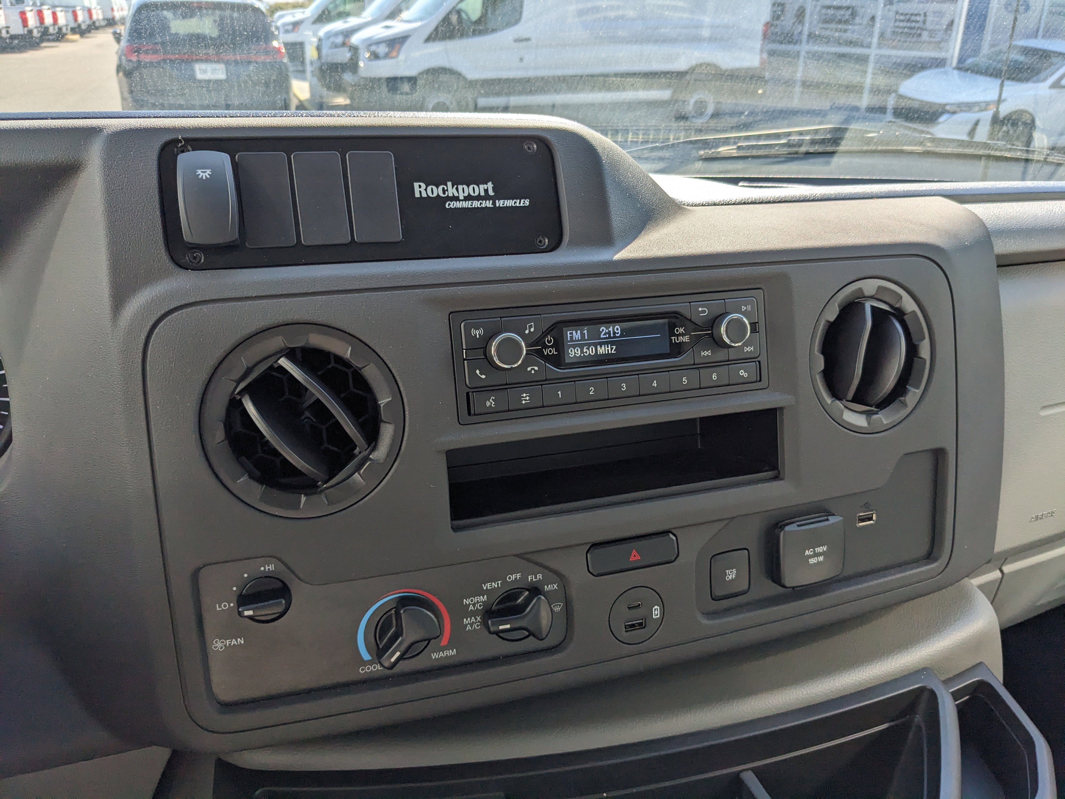 New 2025 Ford E-350 and Econoline 350 Super Duty w/ Power Equipment Group image 22