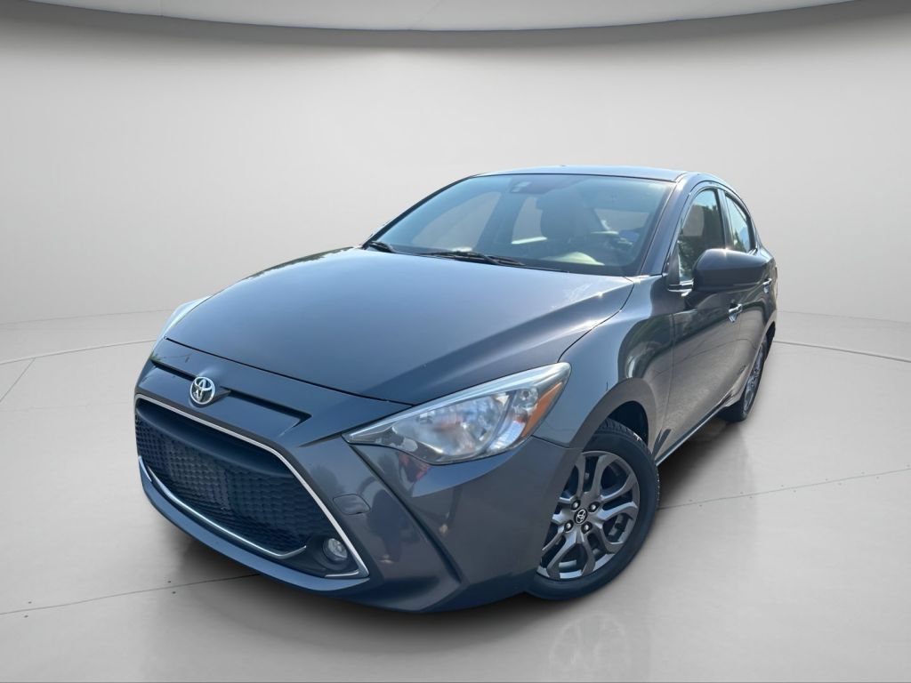 Used 2019 Toyota Yaris LE FWD image 12
