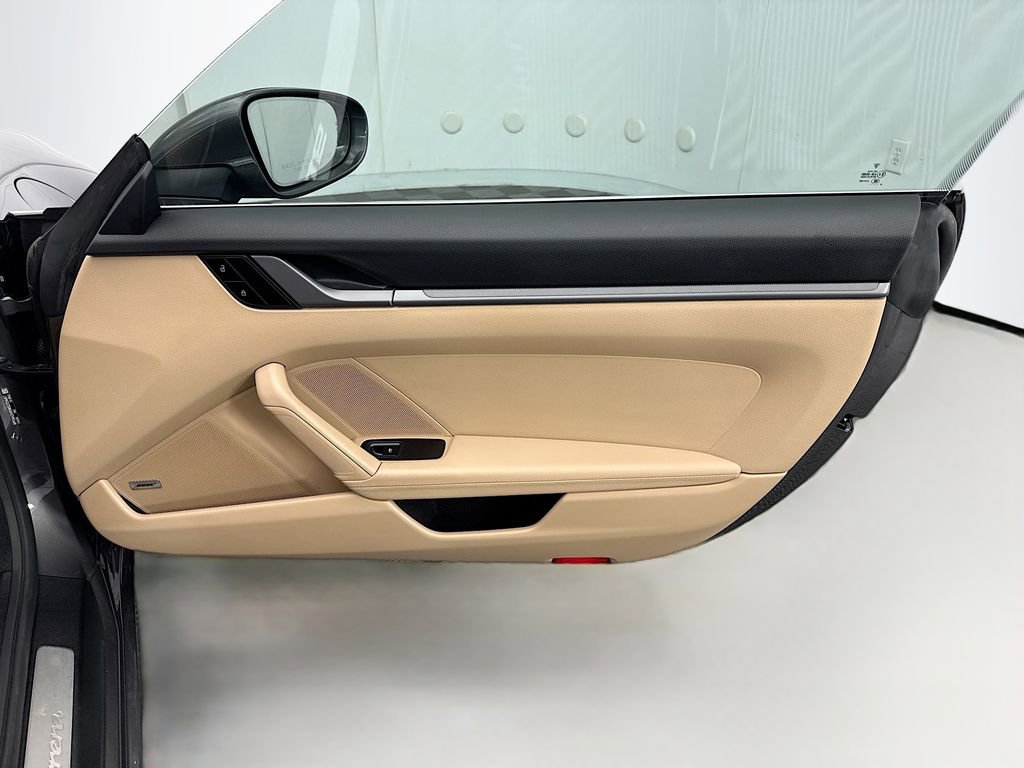 Used 2021 Porsche 911 Carrera image 23
