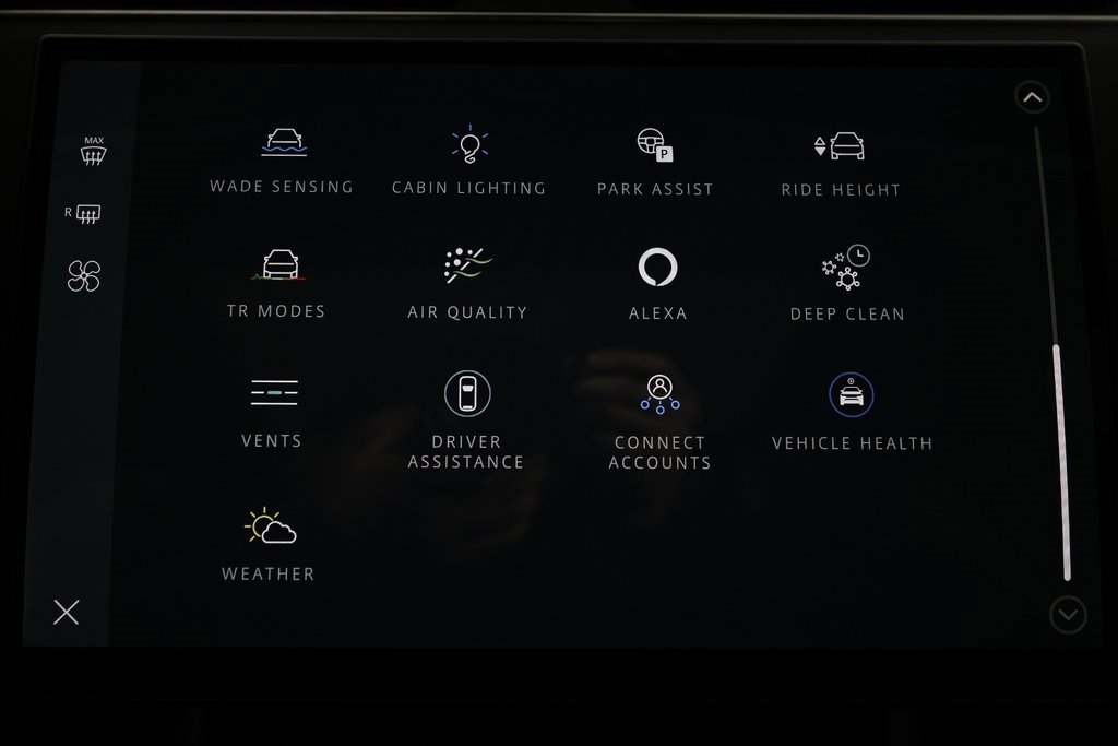 Used 2025 Land Rover Range Rover SE image 30