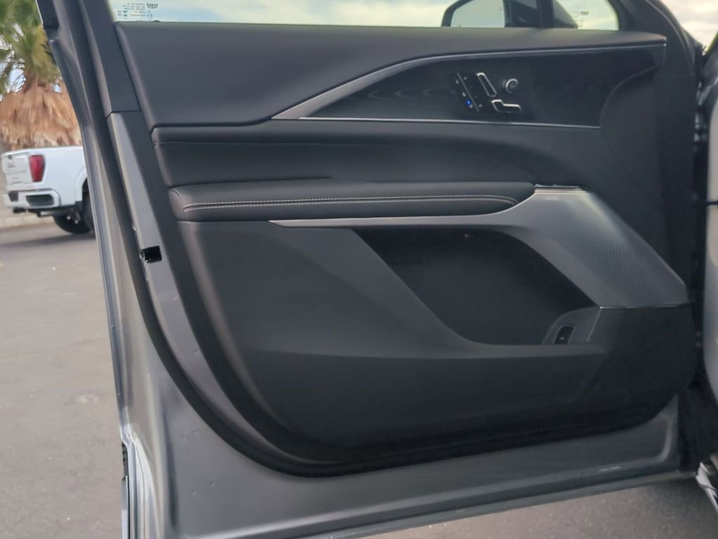 New 2026 Cadillac Lyriq V image 23