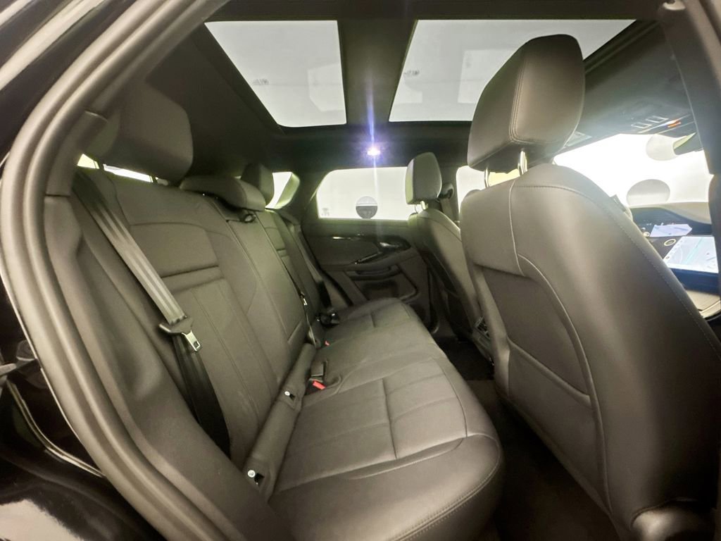 Used 2026 Land Rover Range Rover Evoque S image 27