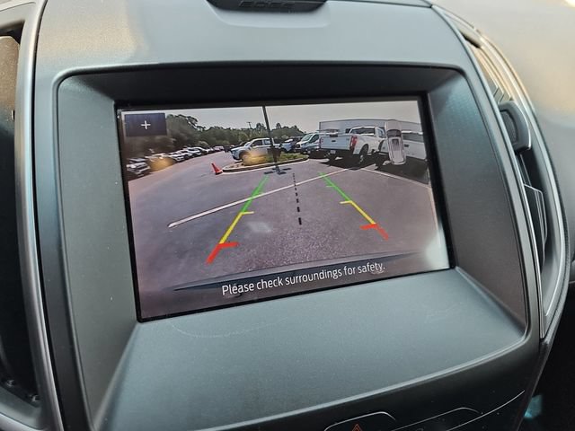 Used 2020 Ford Edge SE FWD image 26