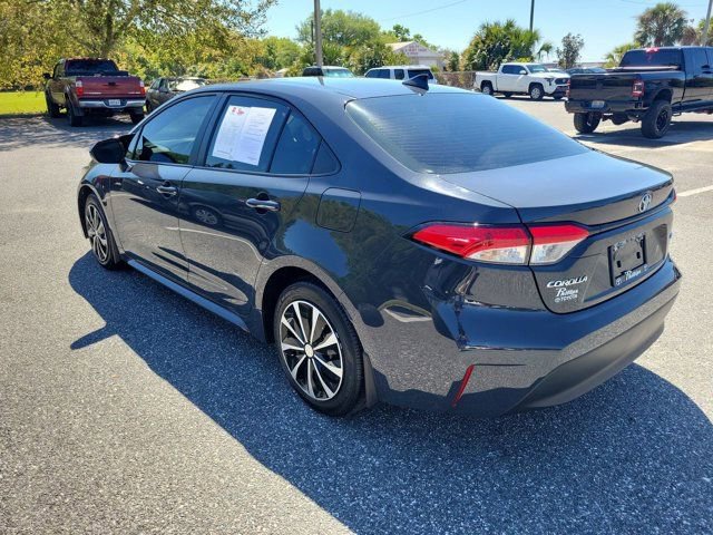 Used 2026 Toyota Corolla LE FWD image 12