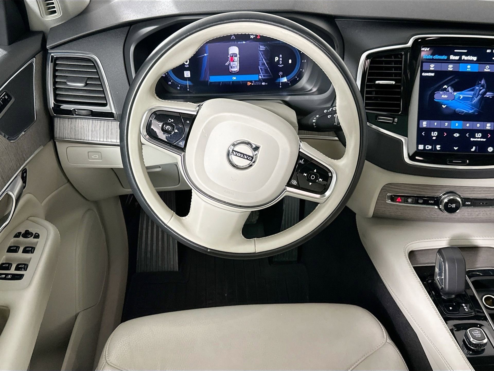 Certified 2023 Volvo XC90 B6 Plus w/ Protection Package image 23