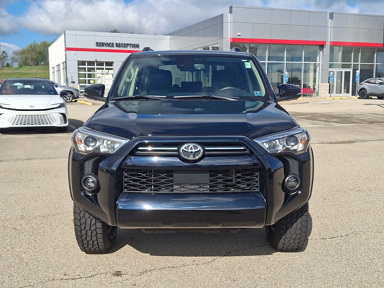 Certified 2021 Toyota 4Runner SR5 Premium w/ Moonroof Package AWD/4WD image 2